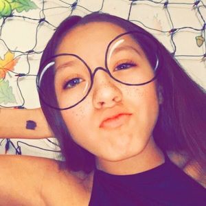 Meet your Posher, Christiana